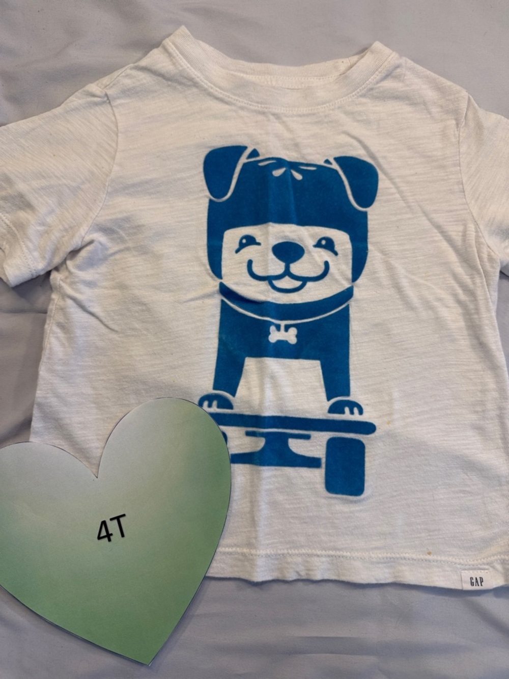 GAP - Kids White Tee with Textured Blue Dog Design